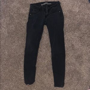 Black skinny jean